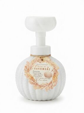 NWT ⚜️🤍⚜️ Maison de Base Creamy Cashmere Foaming Hand Soap